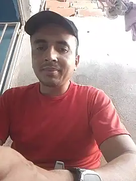 miroqui143 online show from October 11, 2025, 6:28 pm