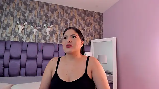 VeraBlazze online show from February 17, 2026, 1:29 pm