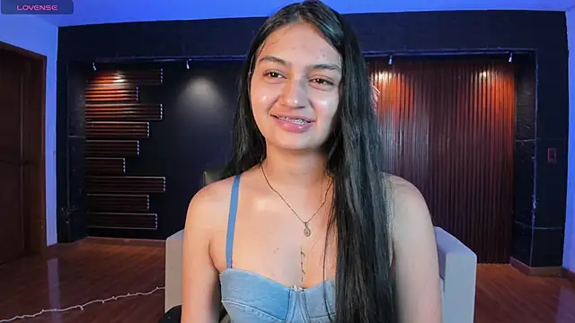 AidaJones online show from September 30, 2025, 11:48 am