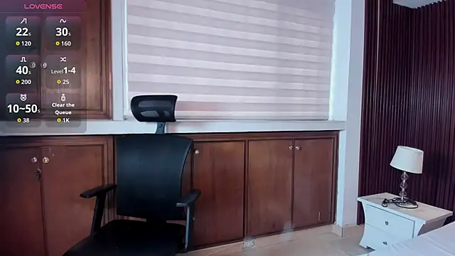 AidaJones online show from April 8, 2026, 11:43 am