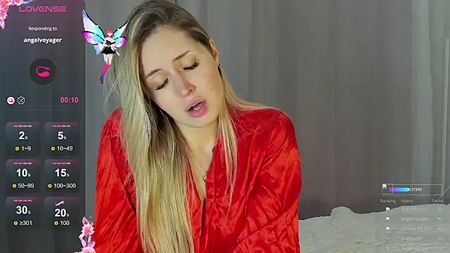 coldcherryeclipse  online show from October 9, 2025, 8:29 pm