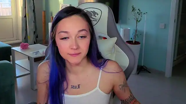 Im suka online show from February 16, 2026, 2:29 am