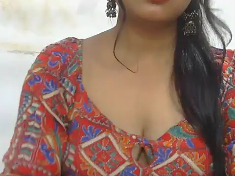 POOJA 199 online show from October 25, 2025, 7:16 am