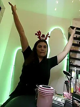 Secret Bella online show from December 19, 2025, 10:28 pm