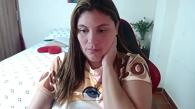 Secret Bella online show from January 6, 2026, 12:09 pm