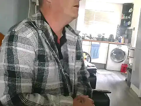 hefin18 online show from January 28, 2025, 11:49 am