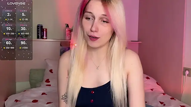  Annabel Myr  online show from October 20, 2025, 11:10 am