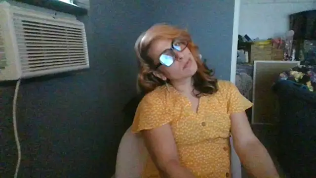 mayra mayhem online show from May 20, 2026, 2:12 pm