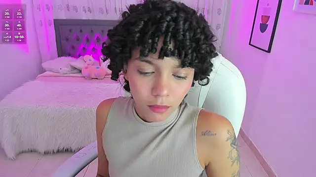 Snapshot of aitana_kahlo chatting on September 18, 2025, 11:34 am aitana kahlo online show from September 18, 2025, 11:34 am