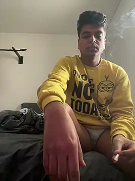 Snapshot of Noam7080z chatting on January 18, 2026, 9:02 am Noam7080z online show from January 18, 2026, 9:02 am