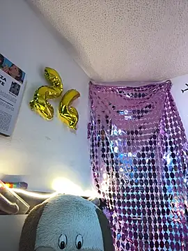 Nicol V online show from January 11, 2026, 5:34 am