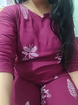Snapshot of roshni_agrawal0 chatting on June 19, 2026, 7:12 am roshni agrawal0 online show from June 19, 2026, 7:12 am
