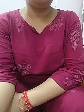 Snapshot of roshni_agrawal0 chatting on July 11, 2026, 10:07 am roshni agrawal0 online show from July 11, 2026, 10:07 am