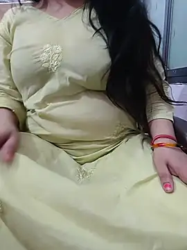 Snapshot of roshni_agrawal0 chatting on July 16, 2026, 8:20 am roshni agrawal0 online show from July 16, 2026, 8:20 am
