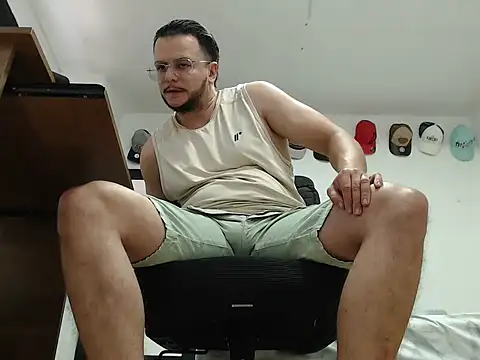 Snapshot of cloudsxxx chatting on January 15, 2026, 1:48 pm cloudsxxx online show from January 15, 2026, 1:48 pm