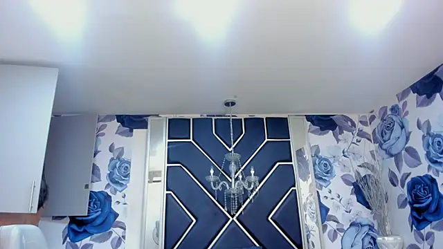 LatinaHoleQueen online show from November 13, 2025, 3:22 pm