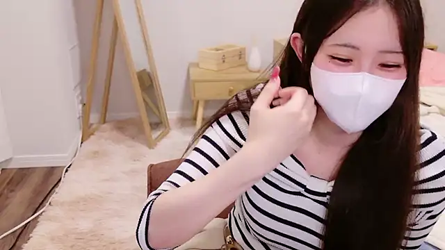 Snapshot of MOEMOE-Q chatting on September 9, 2025, 4:50 pm MOEMOE-Q online show from September 9, 2025, 4:50 pm