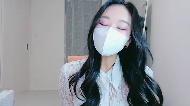 ramuchan desu online show from April 3, 2026, 11:58 pm