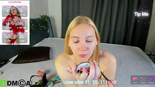 Anna Chelsea online show from November 4, 2025, 12:43 am