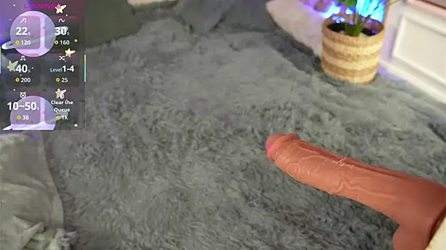 Snapshot of AnnieCouperr chatting on October 16, 2025, 7:59 pm AnnieCouperr online show from October 16, 2025, 7:59 pm