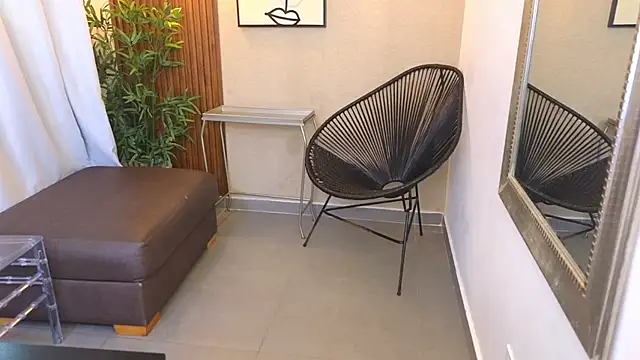 Lia Mar  online show from October 25, 2025, 6:02 pm