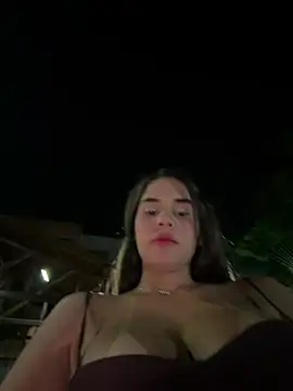 BellaLeclair online show from April 12, 2026, 12:37 am