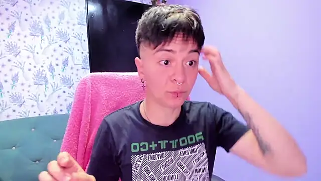  Hannah Hot online show from October 26, 2025, 2:39 am