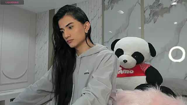 Snapshot of Sweet_Mafe chatting on February 21, 2026, 2:07 pm Sweet Mafe online show from February 21, 2026, 2:07 pm