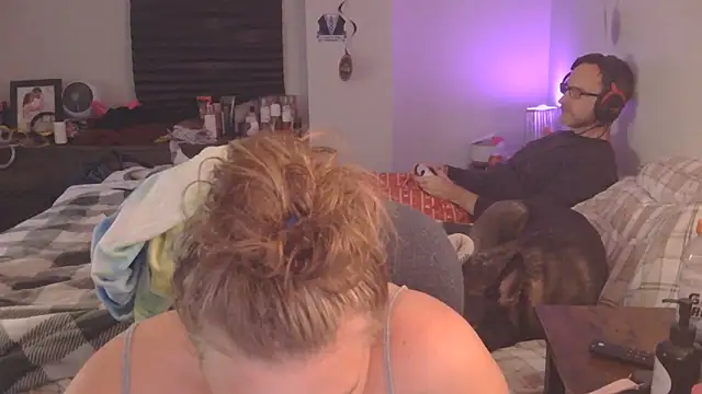 Snapshot of Sexyblonde12344 chatting on October 22, 2025, 12:11 am Sexyblonde12344 online show from October 22, 2025, 12:11 am