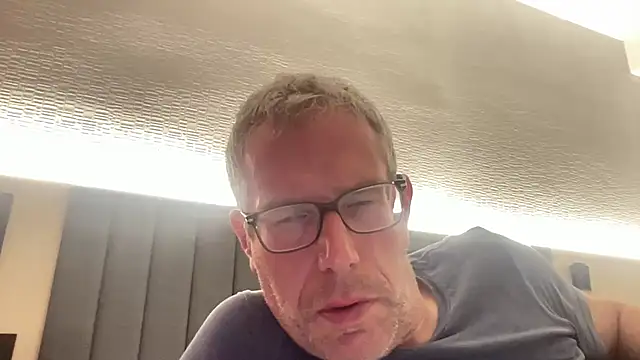 Snapshot of choupipat1 chatting on October 23, 2025, 12:54 am choupipat1 online show from October 23, 2025, 12:54 am