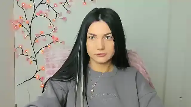 Snapshot of Lune_Moon chatting on February 11, 2026, 6:29 am Lune Moon online show from February 11, 2026, 6:29 am