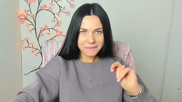 Snapshot of Lune_Moon chatting on February 13, 2026, 6:53 am Lune Moon online show from February 13, 2026, 6:53 am