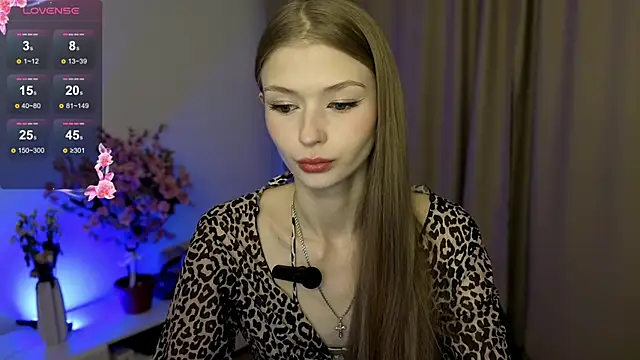 holylisssa online show from November 15, 2025, 3:30 pm