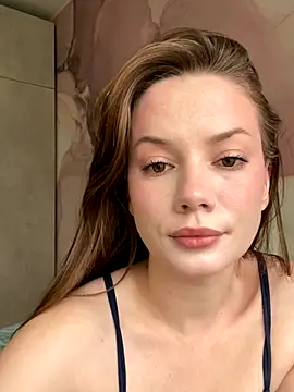 Snapshot of Rosie_Holmes_ chatting on September 26, 2025, 5:11 am Rosie Holmes online show from September 26, 2025, 5:11 am