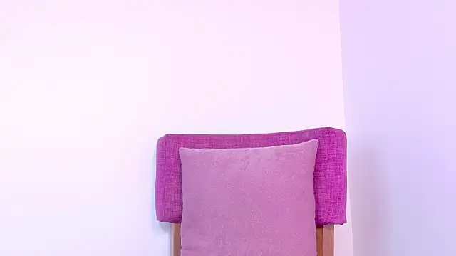 Snapshot of KITY_HILL chatting on February 14, 2026, 3:47 am KITY HILL online show from February 14, 2026, 3:47 am