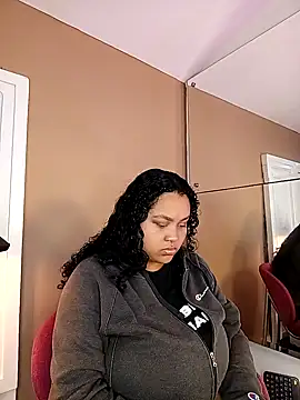 Snapshot of KITY_HILL chatting on February 28, 2026, 3:18 am KITY HILL online show from February 28, 2026, 3:18 am