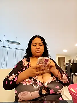 Snapshot of KITY_HILL chatting on April 1, 2026, 2:01 am KITY HILL online show from April 1, 2026, 2:01 am