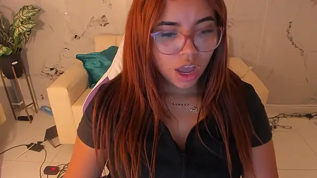 scarlett enjoy1 online show from September 14, 2025, 5:45 pm