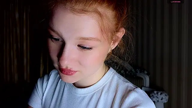 Snapshot of Juuulia_ chatting on March 9, 2026, 12:53 pm Juuulia online show from March 9, 2026, 12:53 pm