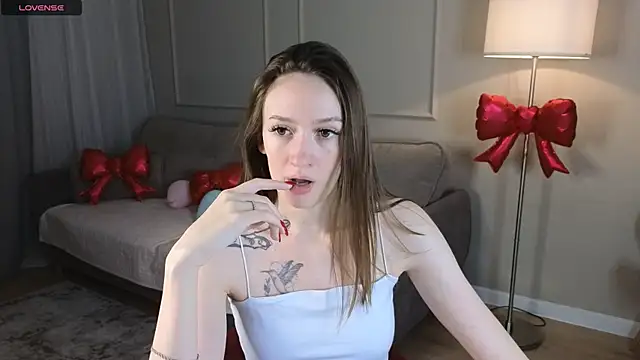 cutienaughtygirl online show from March 14, 2026, 11:26 am