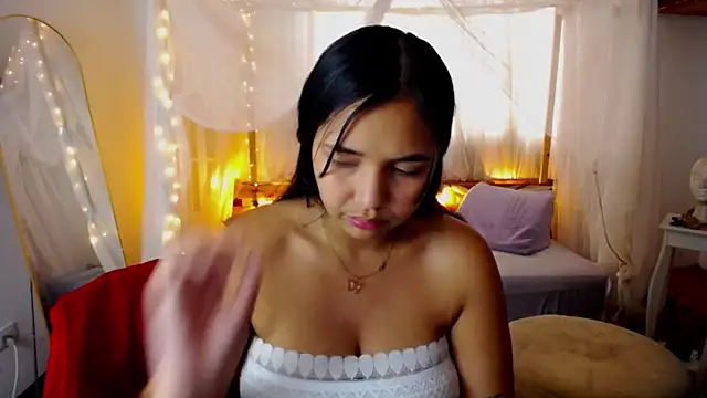 loreaniss online show from November 29, 2025, 8:12 pm