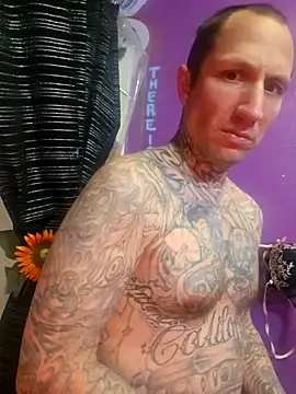 delish dahlia online show from March 7, 2026, 3:47 am