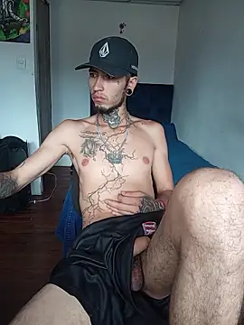 Tattoboy19cm online show from April 9, 2026, 4:56 pm