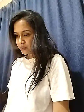 cute indianxo online show from January 14, 2026, 7:08 pm