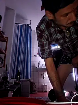 a7ex online show from December 7, 2024, 5:04 am