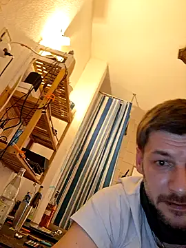 a7ex online show from December 28, 2024, 2:01 am