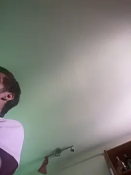 a7ex online show from September 21, 2025, 9:44 am