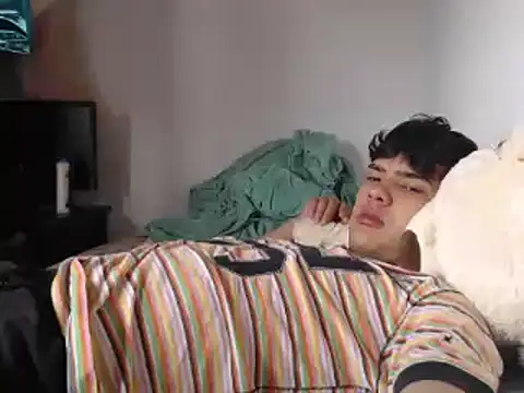 Snapshot of dani_titan320 chatting on October 3, 2025, 6:49 pm dani titan320 online show from October 3, 2025, 6:49 pm