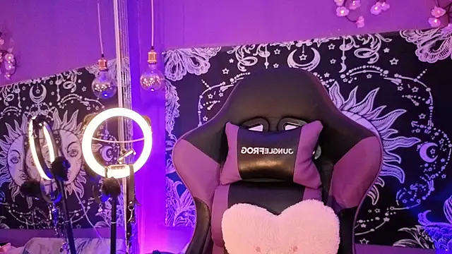 Gaia Gatex online show from April 9, 2026, 1:05 pm