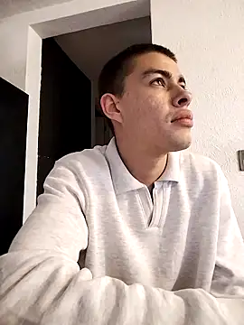 Snapshot of Loveshady981 chatting on October 7, 2025, 6:49 pm Loveshady981 online show from October 7, 2025, 6:49 pm